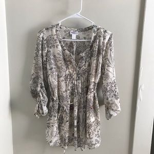 3 for $15!! Motherhood Maternity Floral Blouse